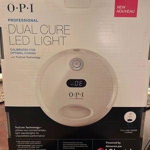 Duel cure led light for nails